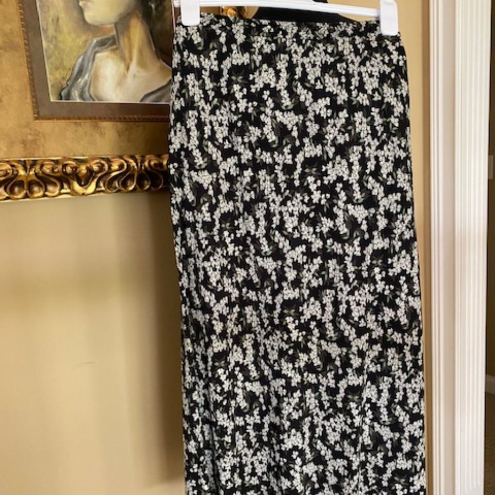 Carol Anderson Flowy Summer Skirt Size Large